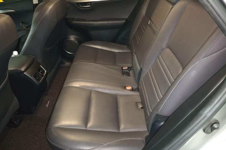 Used Lexus NX 2017 300h Front-Drive FENGSHANG Edition Left Rear Seat
