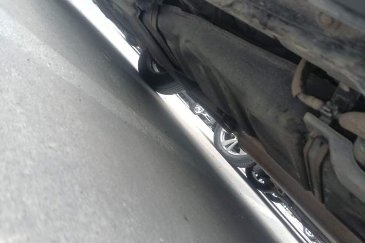 Used Lexus NX 2017 300 Front-Wheel-Drive Limited Edition Left Side Sill