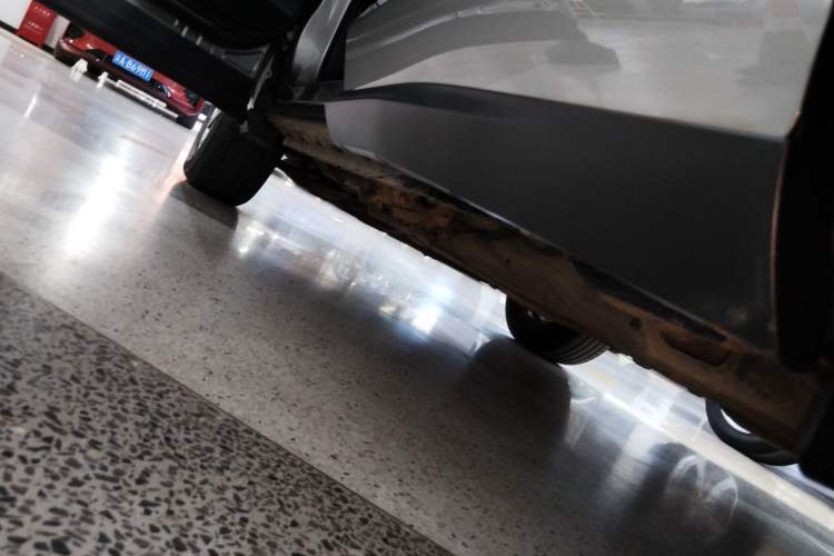 Used Lexus NX 2017 300h Front-Drive FENGSHANG Edition Left Side Sill