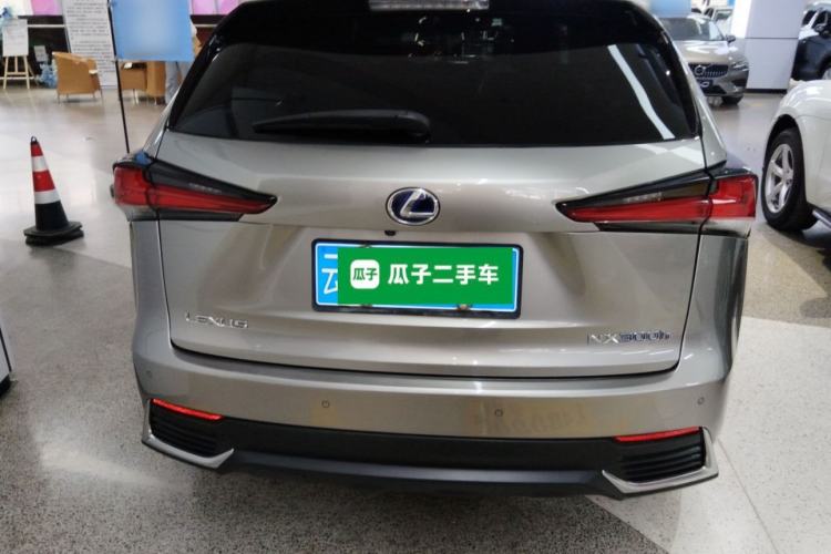 Used Lexus NX 2017 300h Front-Drive FENGSHANG Edition Rear