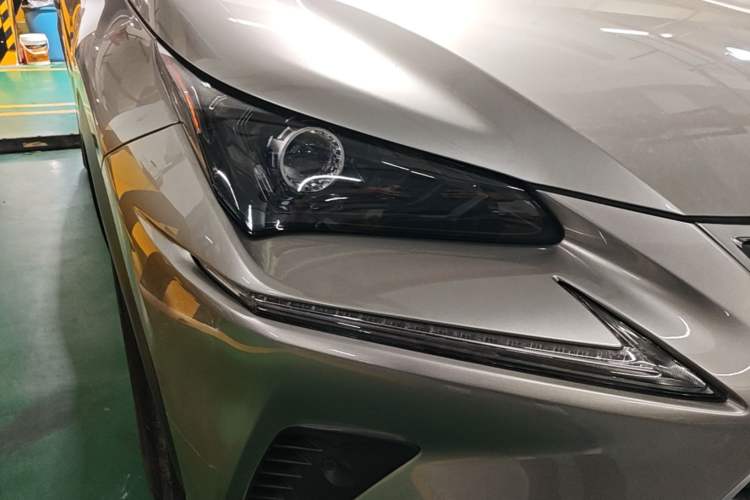 Used Lexus NX 2017 300h Front-Drive FENGSHANG Edition Right Front Headlight