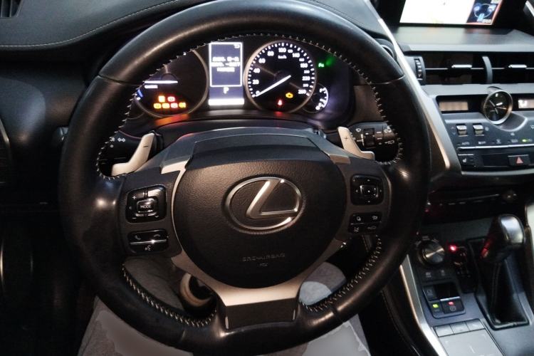 Used Lexus NX 2017 300h Front-Drive FENGSHANG Edition Steering Wheel