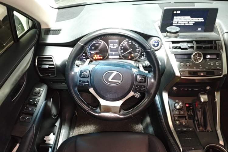 Used Lexus NX 2017 300h Front-Drive FENGSHANG Edition Steering Wheel