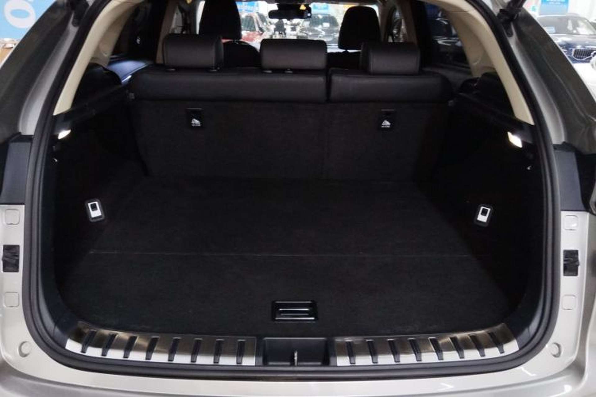 Used Lexus NX 2017 300h Front-Drive FENGSHANG Edition Trunk