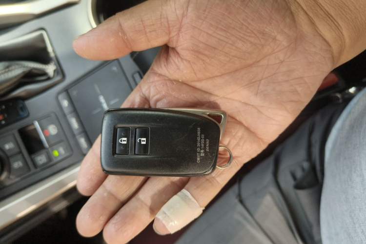 Used Lexus NX 2017 200 Front-Wheel-Drive X-Trail SE Edition Vehicle Key