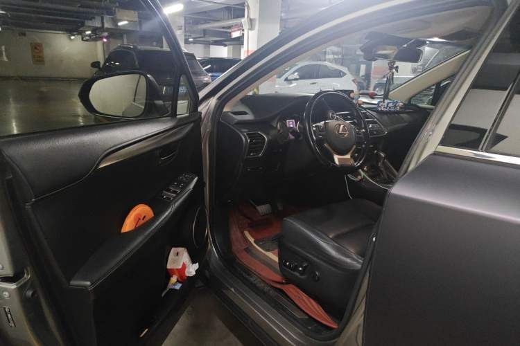 Used Lexus NX 2017 300h Front-Drive FENGSHANG Edition Driver Seat