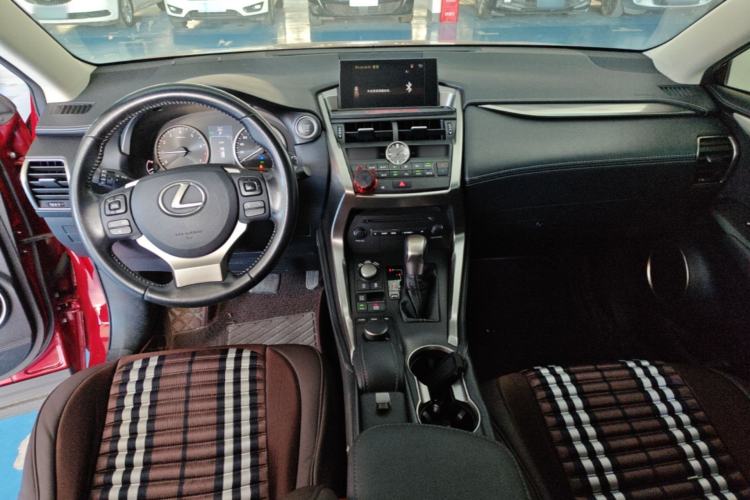Used Lexus NX 2017 200 Front-Wheel-Drive X-Trail SE Edition Center Console