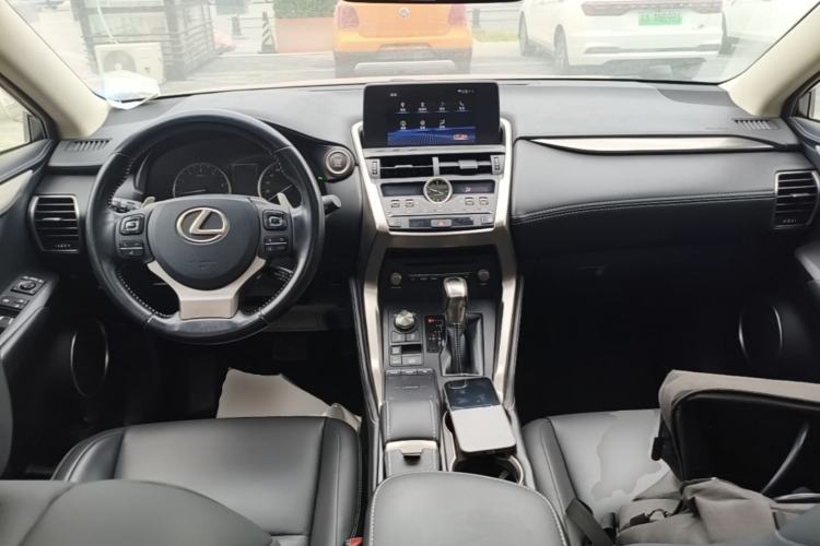 Used Lexus NX 2017 200 All-Wheel Drive Fēngshàng Edition Center Console