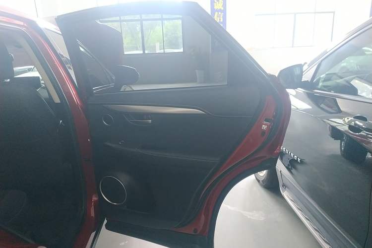 Used Lexus NX 2017 200 Front-Wheel-Drive X-Trail SE Edition Interior 6