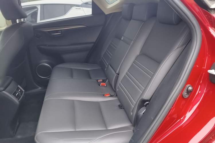Used Lexus NX 2017 200 All-Wheel Drive Fēngshàng Edition Left Rear Seat