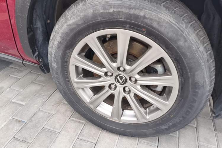Used Lexus NX 2017 200 All-Wheel Drive Fēngshàng Edition Right Front Wheel Hub