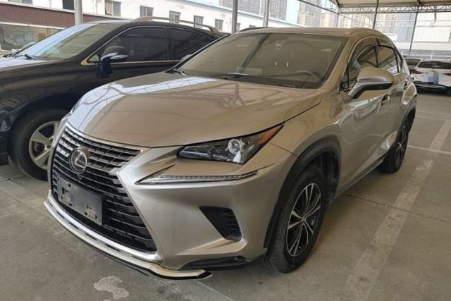 Ojetý Lexus NX 2017 200 All-Wheel Drive Fēngshàng Edition