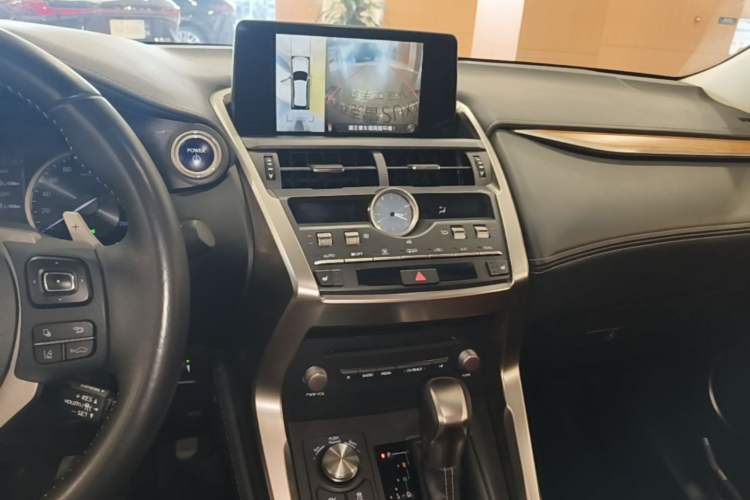 Used Lexus NX 2017 300h All-Wheel Drive Fongzhi Edition Audio And AC Panel