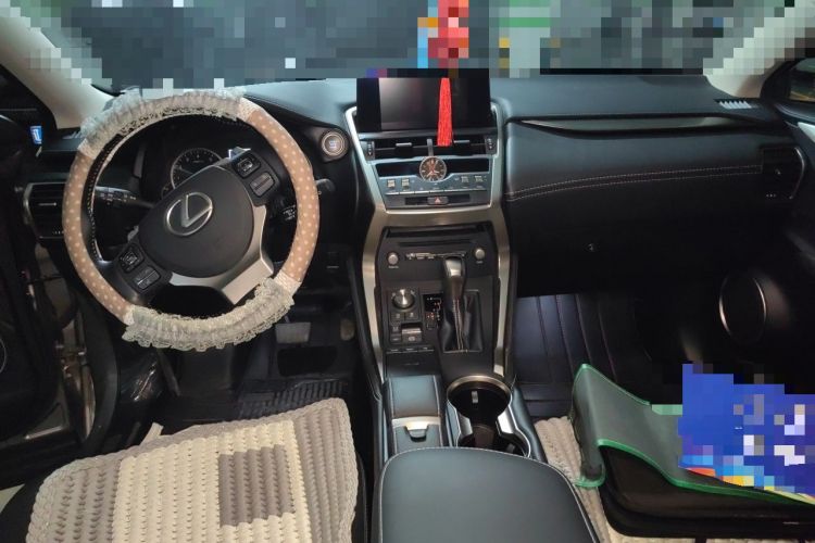 Used Lexus NX 2017 200 Front-Wheel-Drive X-Trail SE Edition Center Console