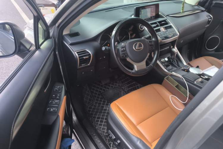 Used Lexus NX 2017 300h Front-Drive FENGSHANG Edition Driver Seat