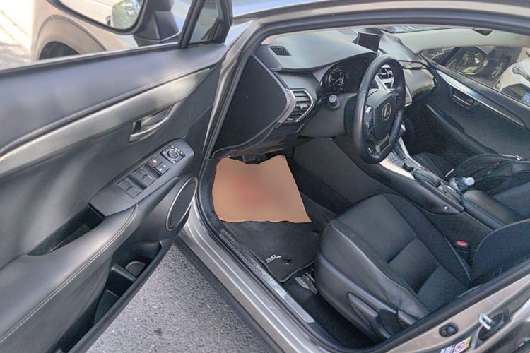 Used Lexus NX 2017 200 Front-Wheel-Drive X-Trail SE Edition Driver Seat