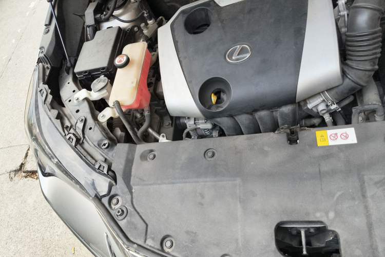 Used Lexus NX 2017 200 Front-Wheel-Drive X-Trail SE Edition Engine Bay Right