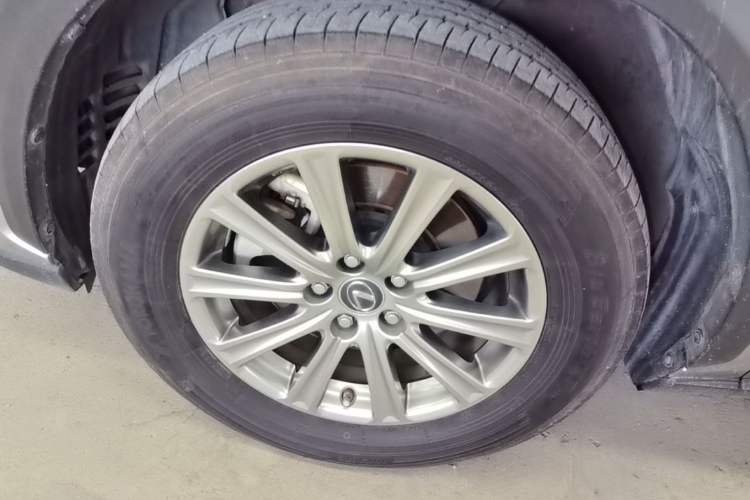 Used Lexus NX 2017 200 Front-Wheel-Drive X-Trail SE Edition Exterior 2