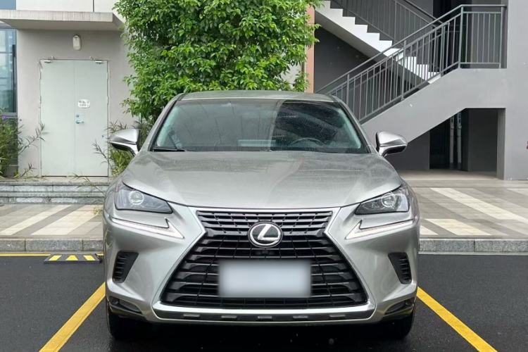 Used Lexus NX 2017 200 Front-Wheel-Drive X-Trail SE Edition Exterior 5