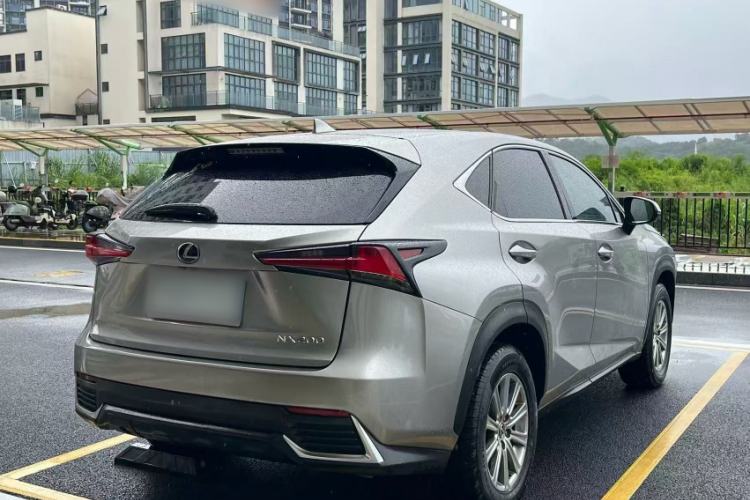 Used Lexus NX 2017 200 Front-Wheel-Drive X-Trail SE Edition Exterior 7