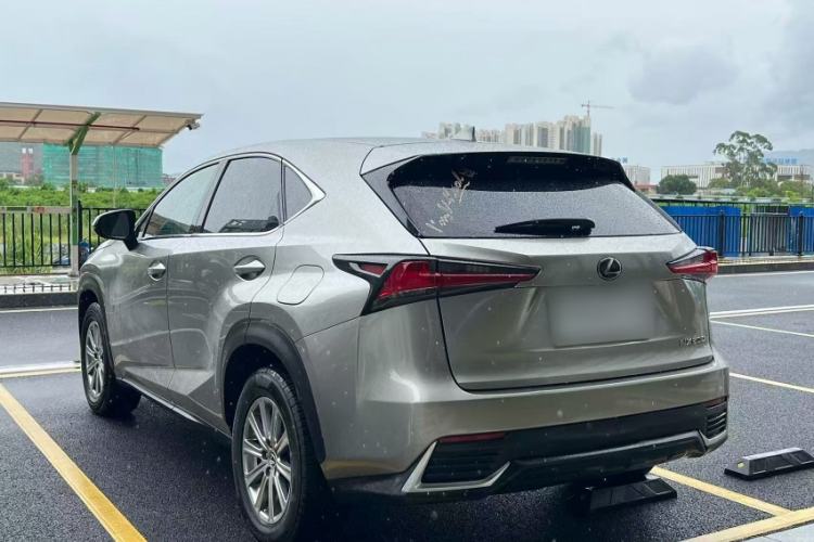 Used Lexus NX 2017 200 Front-Wheel-Drive X-Trail SE Edition Exterior 8