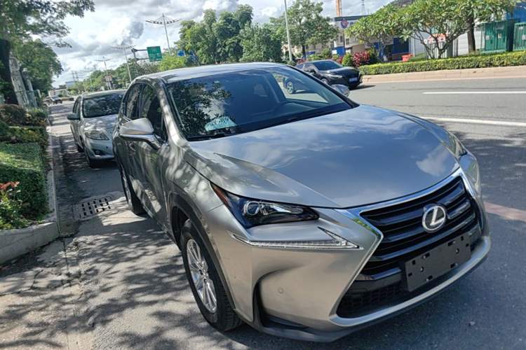 Used Lexus NX 2017 200 Front-Wheel-Drive X-Trail SE Edition Front Right 45 Deg