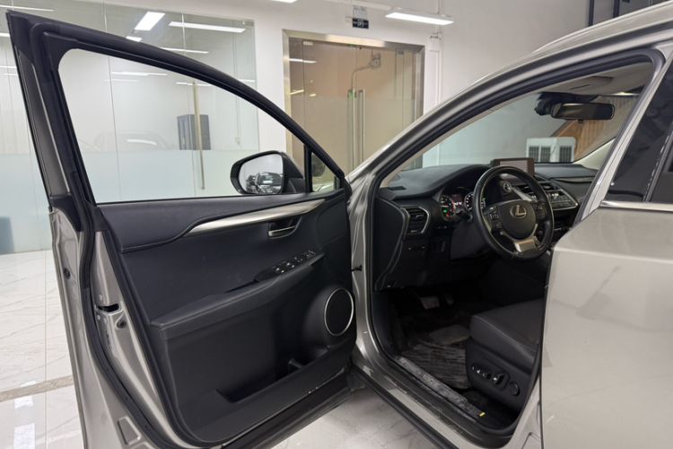 Used Lexus NX 2017 300h Front-Drive FENGSHANG Edition Interior 1