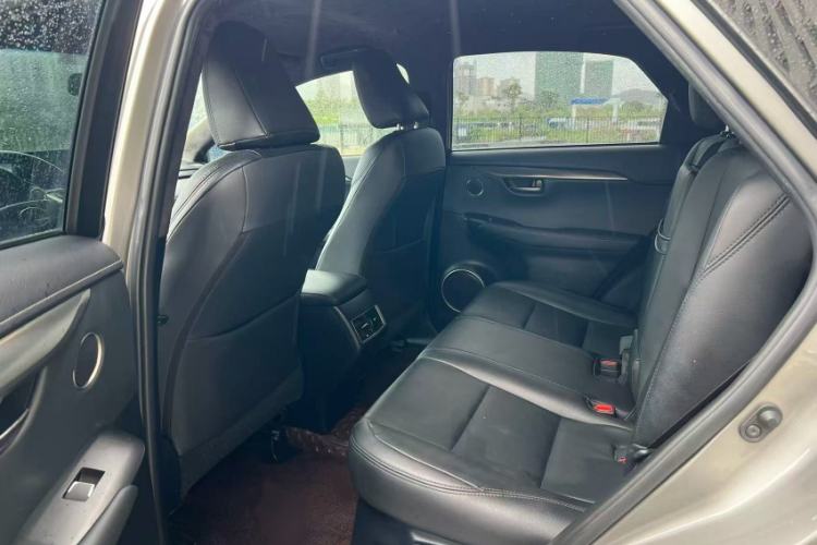 Used Lexus NX 2017 200 Front-Wheel-Drive X-Trail SE Edition Interior 3