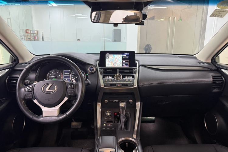 Used Lexus NX 2017 300h Front-Drive FENGSHANG Edition Interior 7