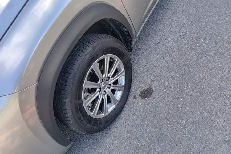 Used Lexus NX 2017 200 Front-Wheel-Drive X-Trail SE Edition Left Front Wheel Hub