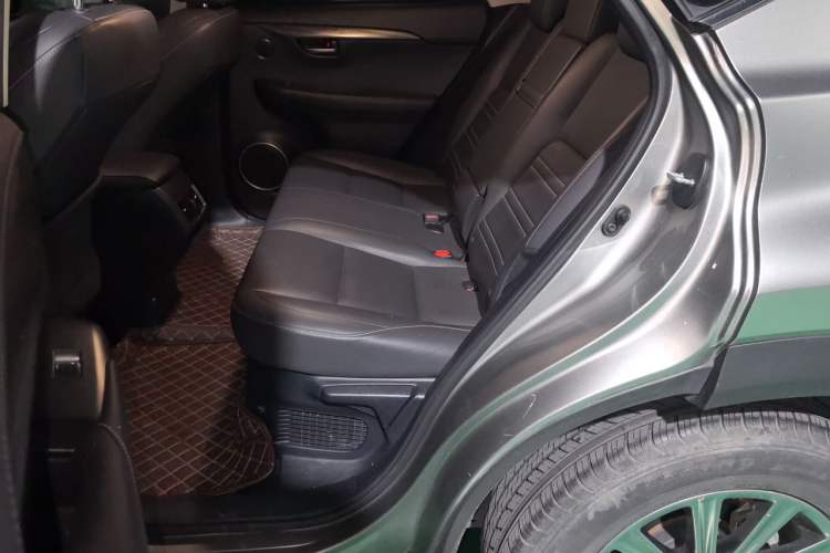 Used Lexus NX 2017 300h Front-Drive FENGSHANG Edition Left Rear Seat