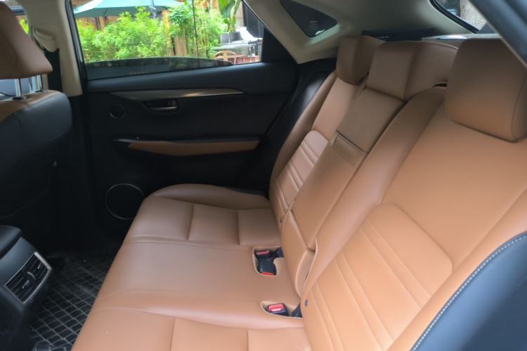 Used Lexus NX 2017 300h Front-Drive FENGSHANG Edition Left Rear Seat