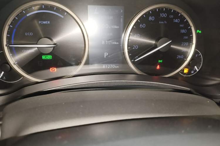 Used Lexus NX 2017 300h All-Wheel Drive Fongzhi Edition Odometer Close Up