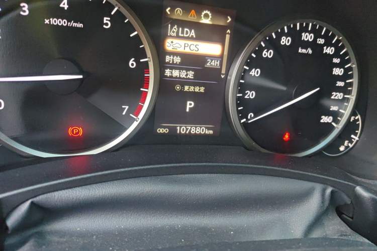 Used Lexus NX 2017 200 All-Wheel Drive Fēngshàng Edition Odometer Close Up