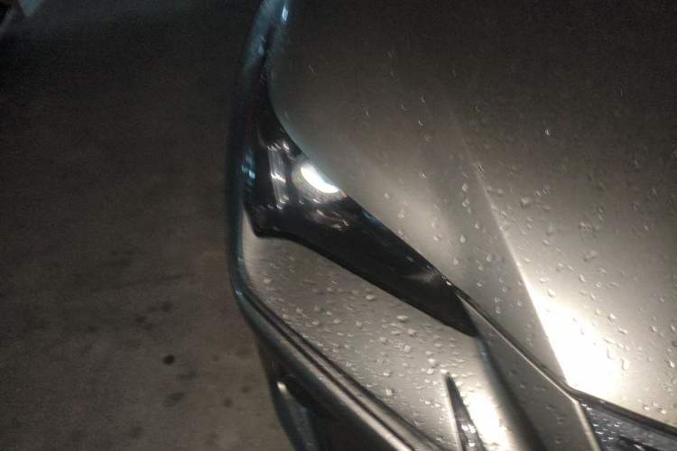 Used Lexus NX 2017 300 Front-Wheel-Drive Limited Edition Right Front Headlight