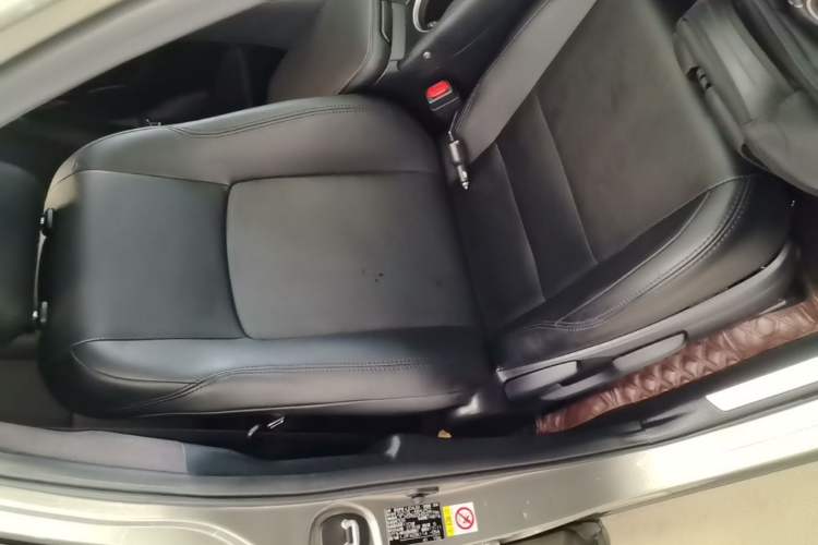 Used Lexus NX 2017 200 Front-Wheel-Drive X-Trail SE Edition Right Front Seat