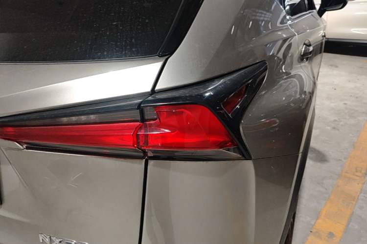 Used Lexus NX 2017 300h Front-Drive FENGSHANG Edition Right Rear Taillight