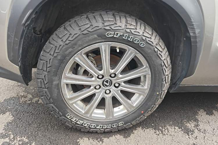 Used Lexus NX 2017 200 Front-Wheel-Drive X-Trail SE Edition Right Rear Wheel Hub