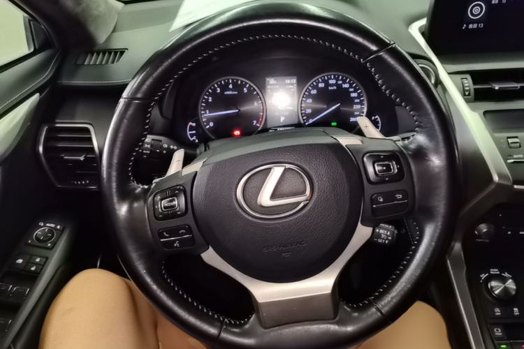 Used Lexus NX 2017 200 Front-Wheel-Drive X-Trail SE Edition Steering Wheel