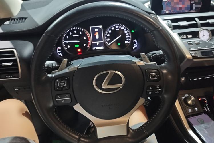 Used Lexus NX 2017 300h Front-Drive FENGSHANG Edition Steering Wheel