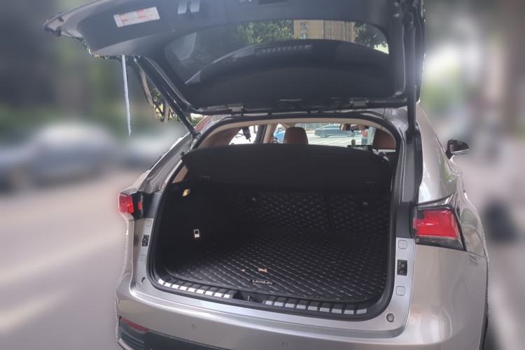 Used Lexus NX 2017 300h Front-Drive FENGSHANG Edition Trunk