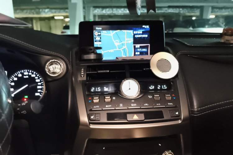 Used Lexus NX 2017 200 All-Wheel Drive Fēngshàng Edition Audio And AC Panel