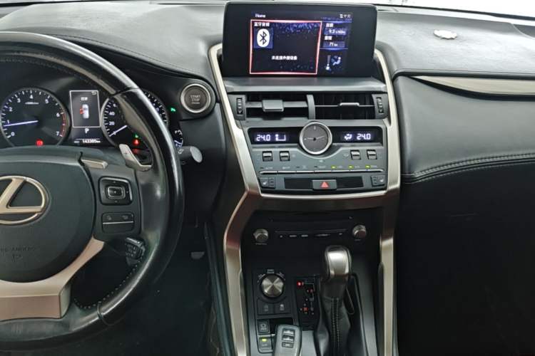 Used Lexus NX 2017 300 Front-Wheel-Drive Limited Edition Audio And AC Panel