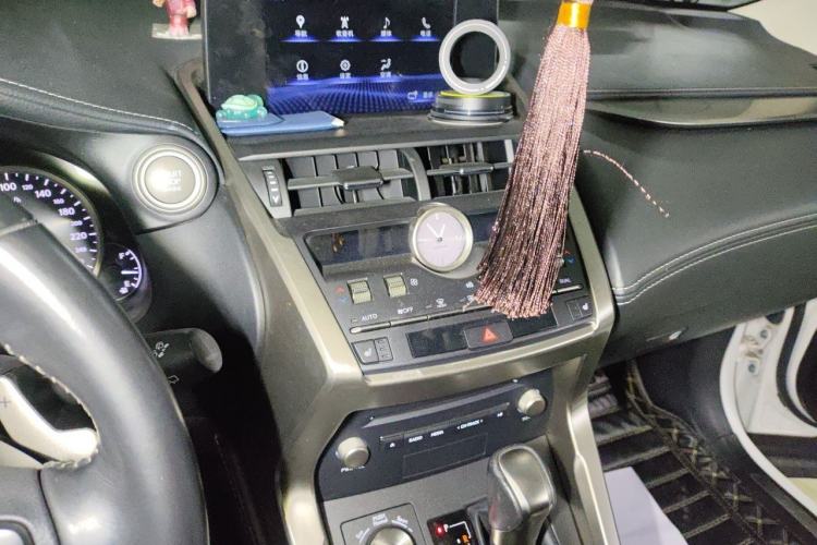 Used Lexus NX 2017 200 All-Wheel Drive Fēngshàng Edition Audio And AC Panel