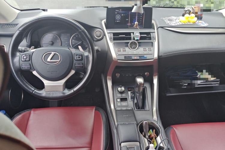Used Lexus NX 2017 200 Front-Wheel-Drive X-Trail SE Edition Center Console
