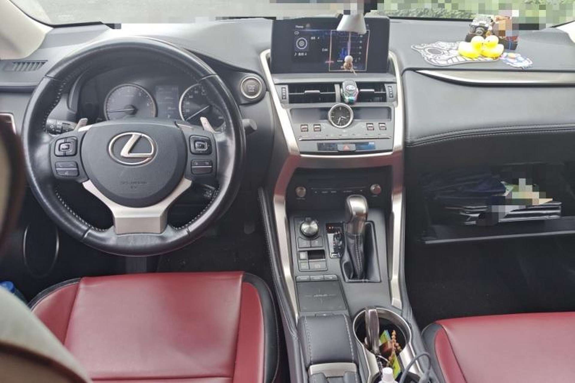 Used Lexus NX 2017 200 Front-Wheel-Drive X-Trail SE Edition Center Console