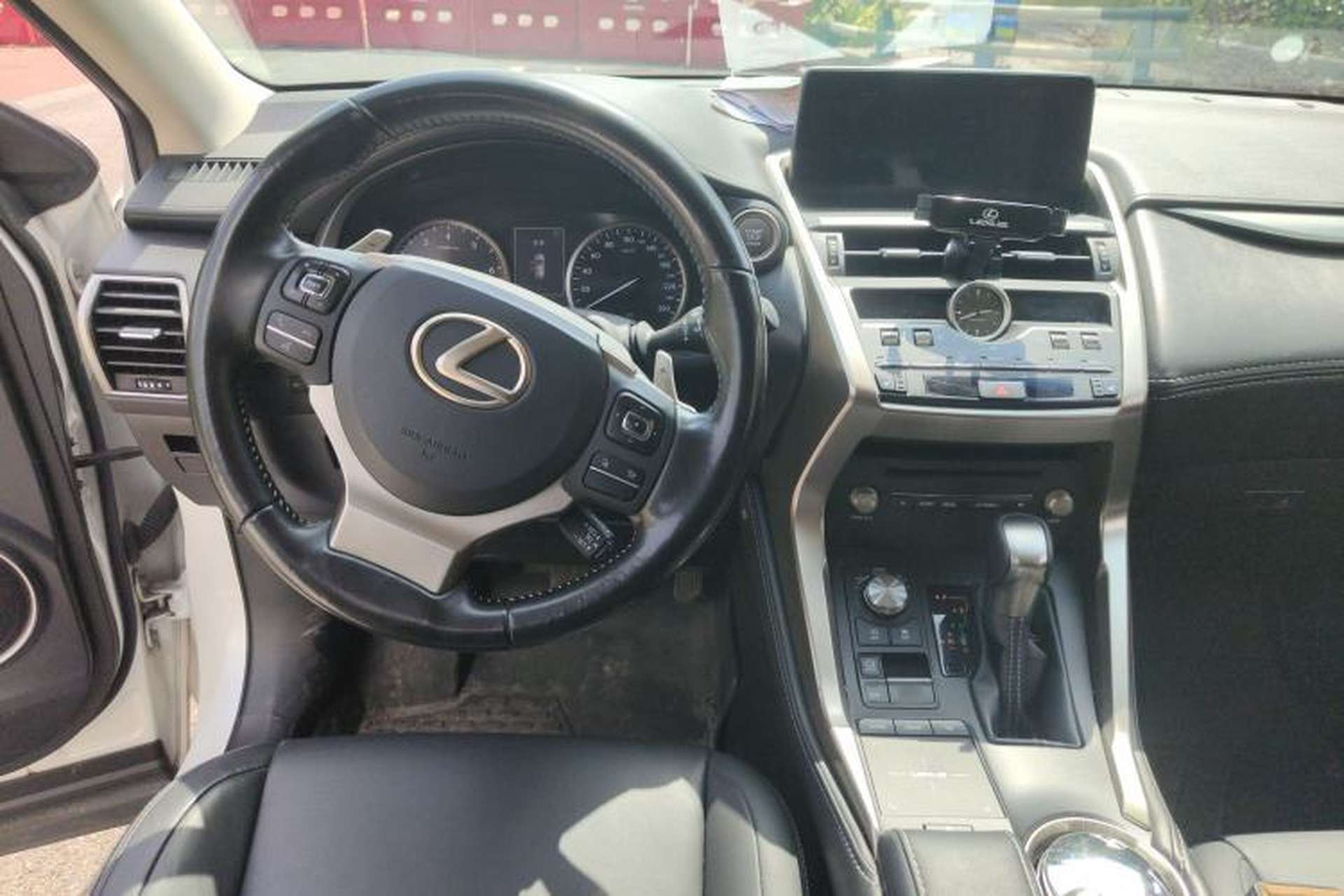 Used Lexus NX 2017 300 Front-Wheel-Drive Limited Edition Center Console