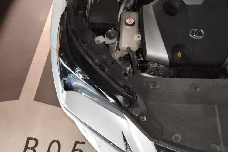 Used Lexus NX 2017 200 All-Wheel Drive Fēngshàng Edition Engine Bay Right