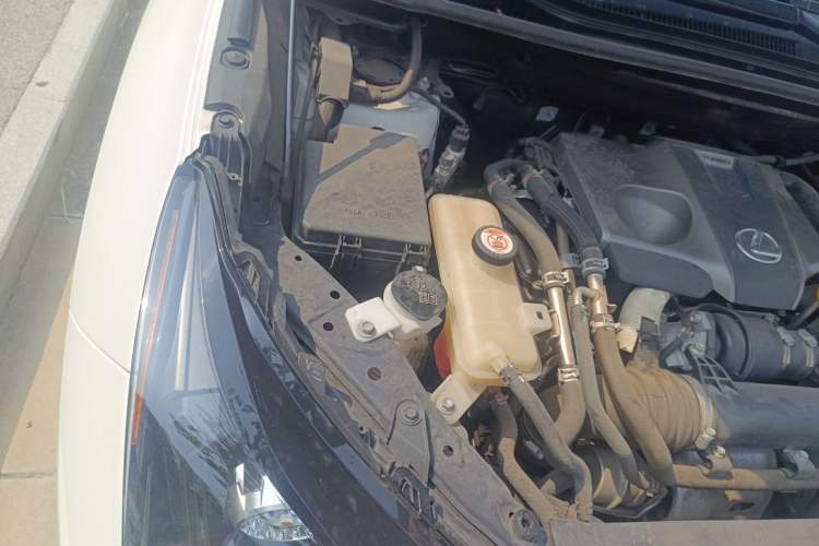 Used Lexus NX 2017 300 Front-Wheel-Drive Limited Edition Engine Bay Right