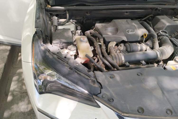 Used Lexus NX 2017 300 All-Wheel Drive Fēngshàng Edition Engine Bay Right